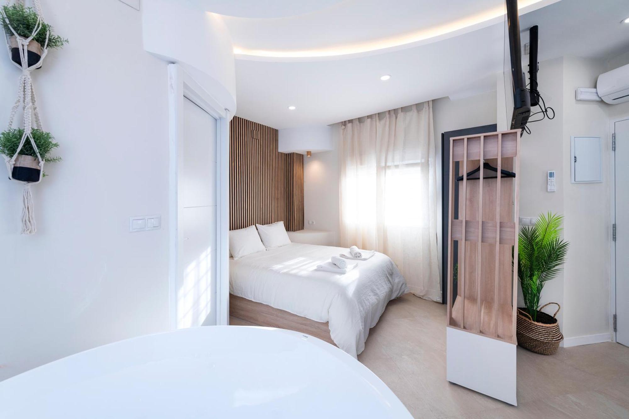 Ferienwohnung Malaga Boutique V.V Luxury Jacuzzy Exterior foto