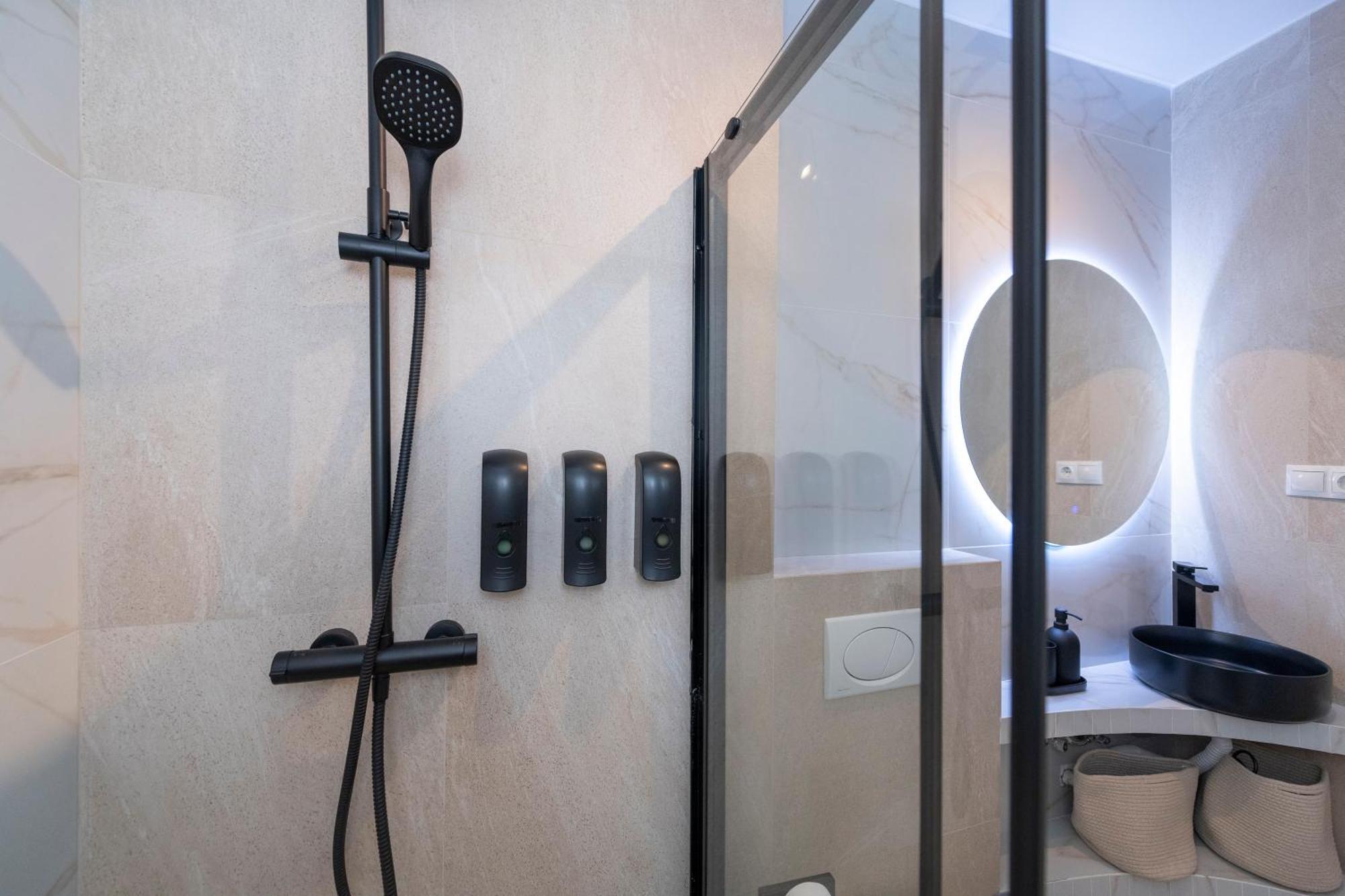 Ferienwohnung Malaga Boutique V.V Luxury Jacuzzy Exterior foto