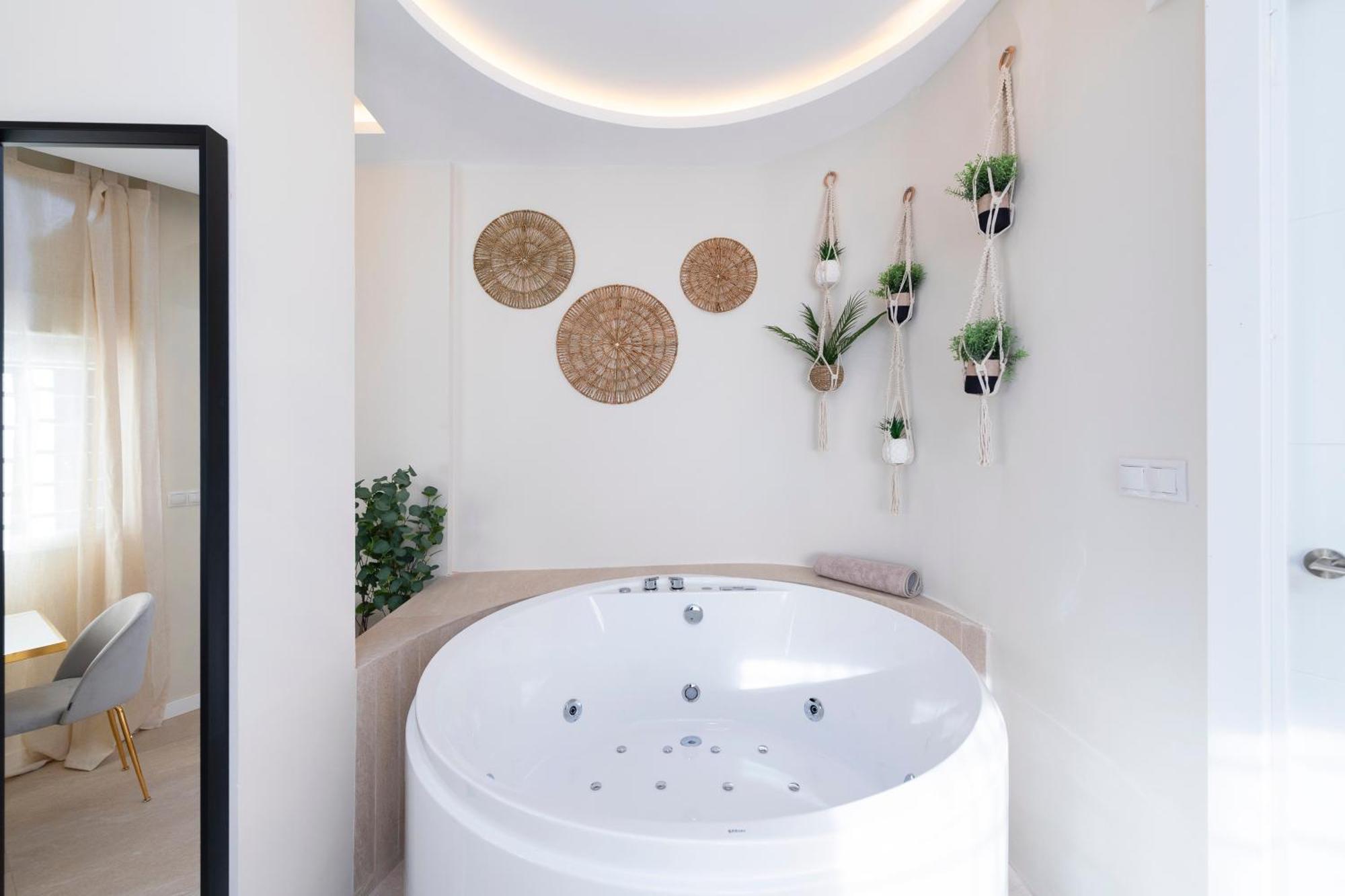 Ferienwohnung Malaga Boutique V.V Luxury Jacuzzy Exterior foto